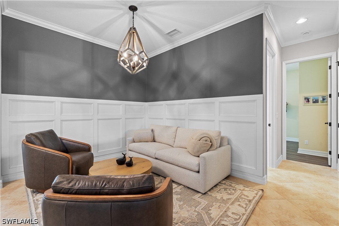 9352 Vercelli, Naples, FL 34113