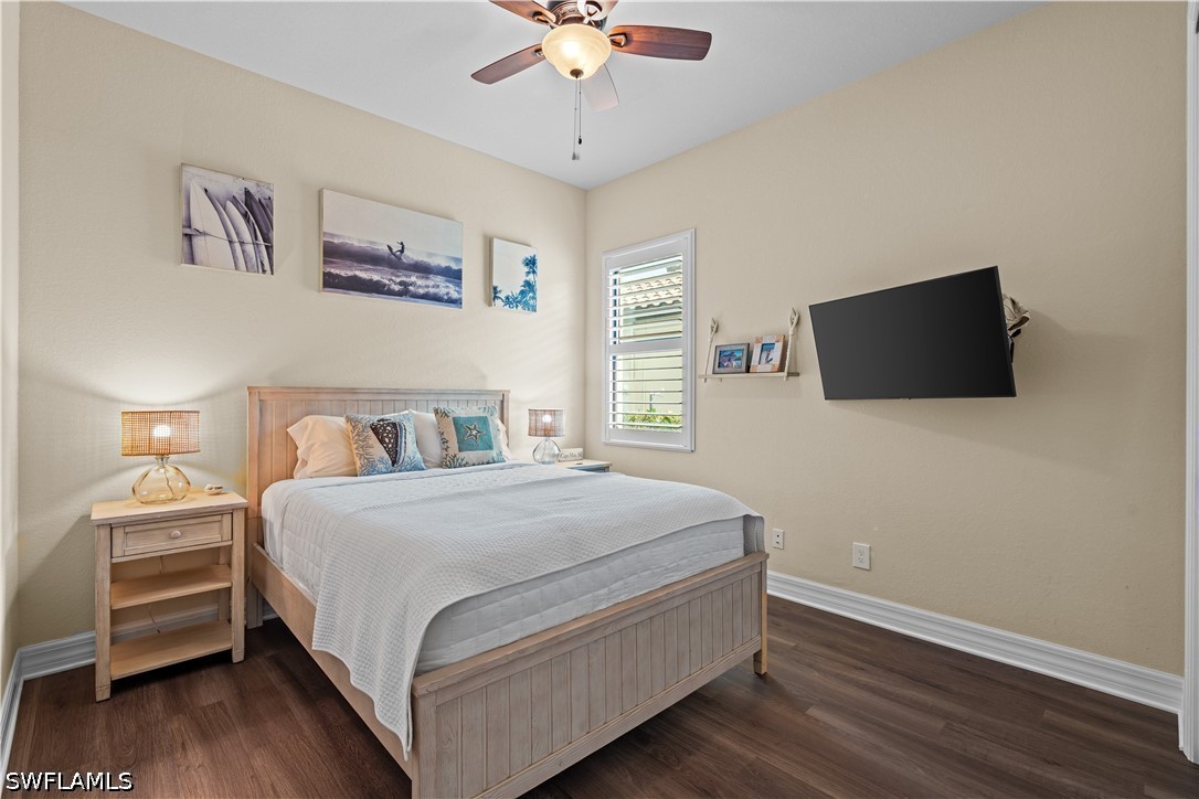 9352 Vercelli, Naples, FL 34113