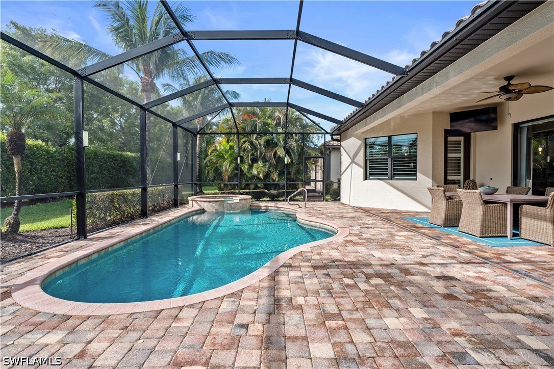 9352 Vercelli, Naples, FL 34113