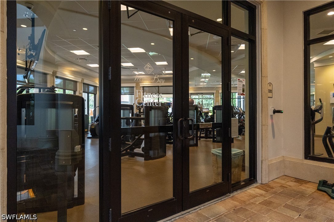 9352 Vercelli, Naples, FL 34113