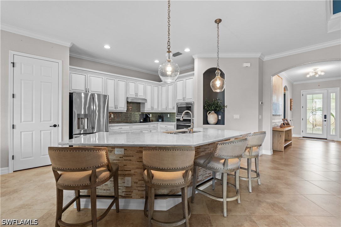 9352 Vercelli, Naples, FL 34113