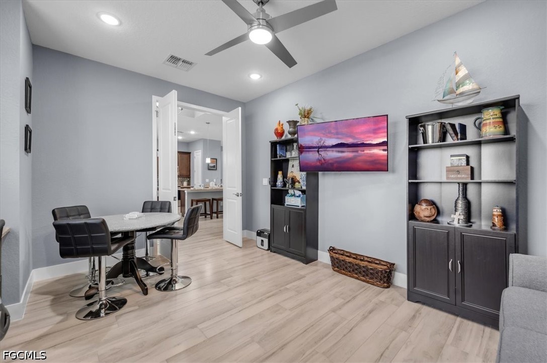 1504 17th, Cape Coral, FL 33993