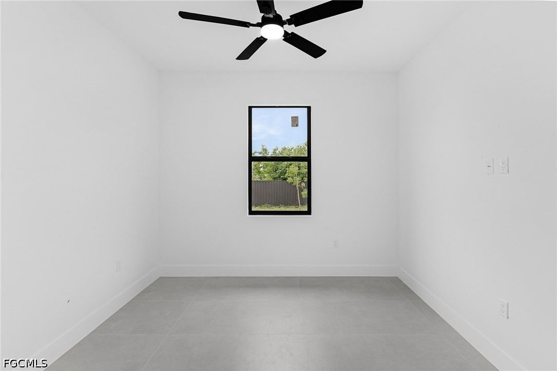 7 19th, Cape Coral, FL 33991