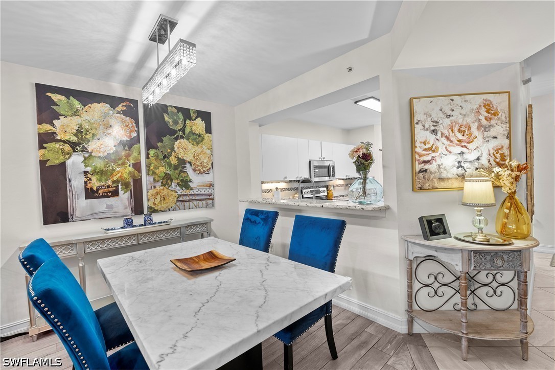 DiningArea