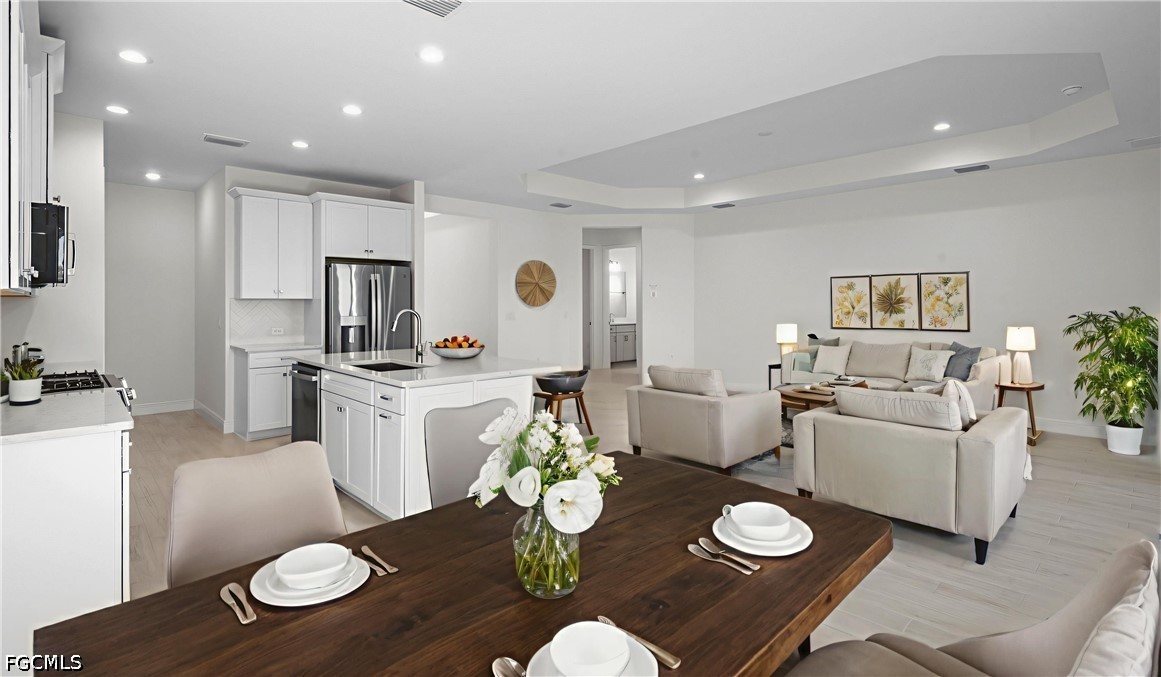 DiningArea