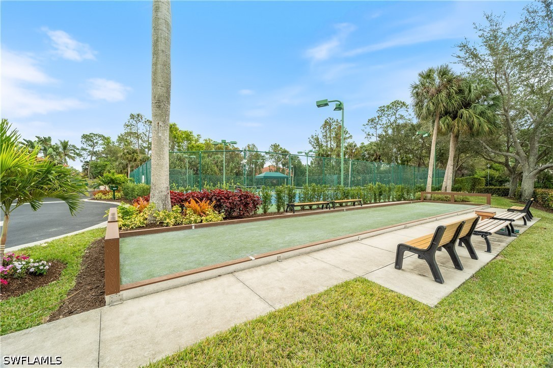 7550 Meadow Lakes Unit 4701, Naples, FL 34104