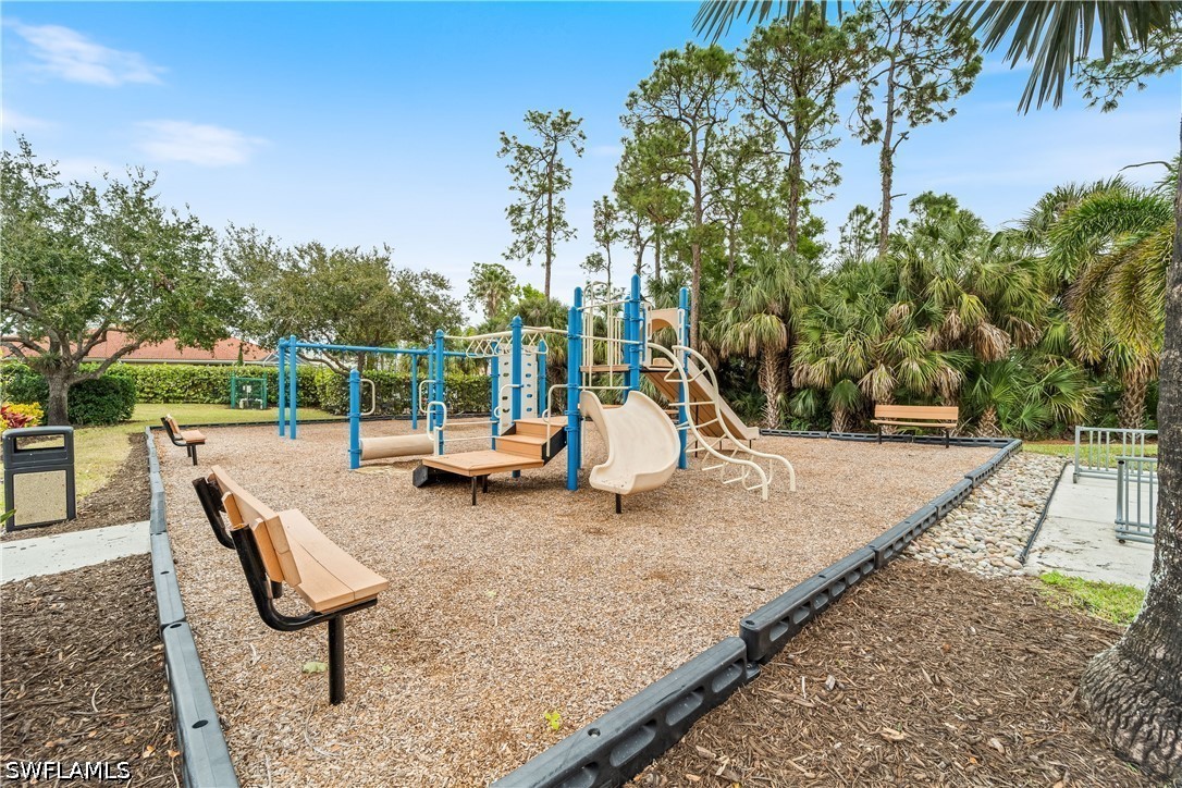 7550 Meadow Lakes Unit 4701, Naples, FL 34104