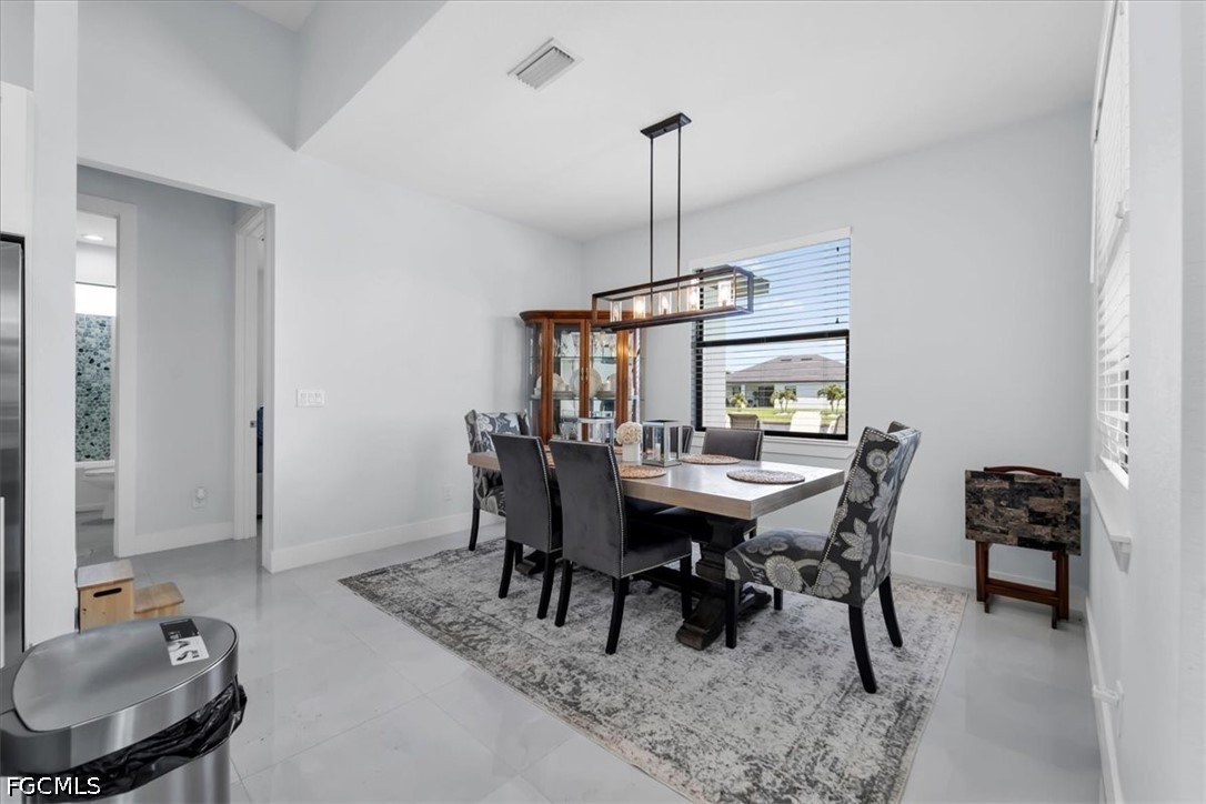 DiningArea