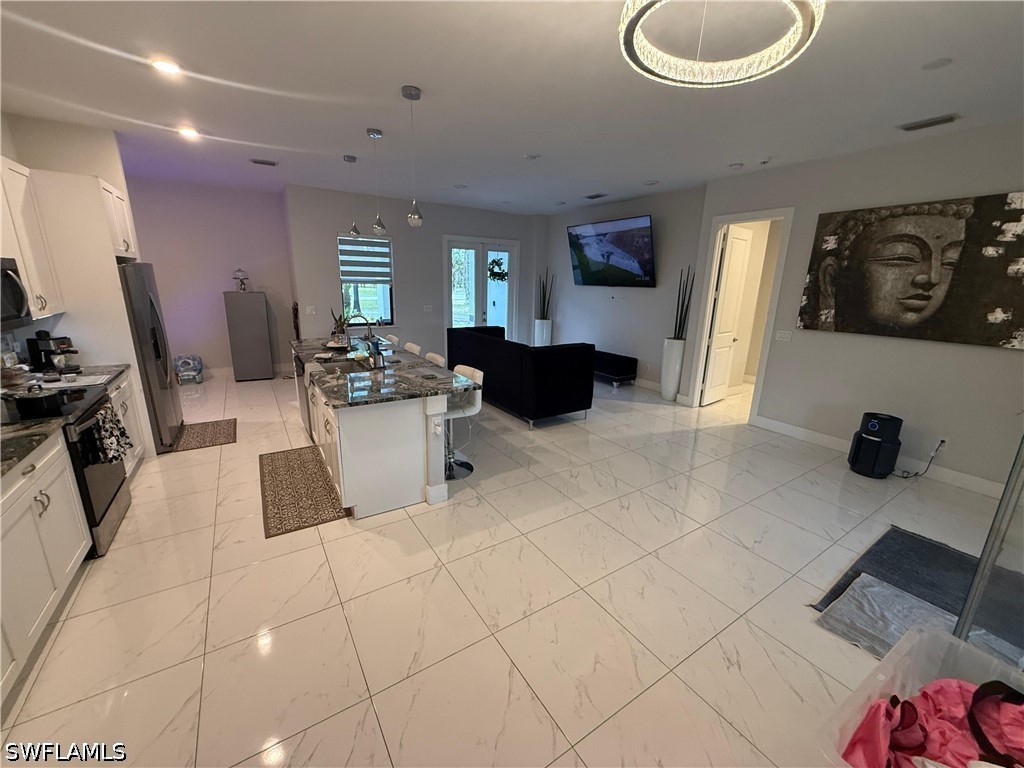 2772 38th, Naples, FL 34117