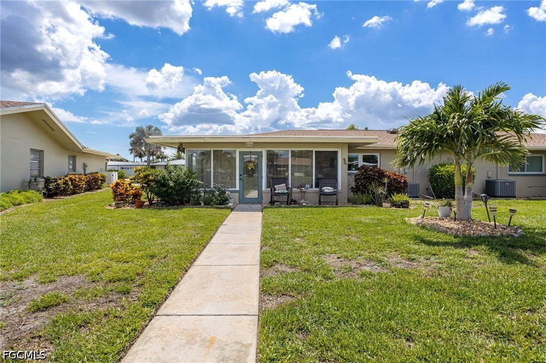 5585 Hamlet, Fort Myers, FL 33919