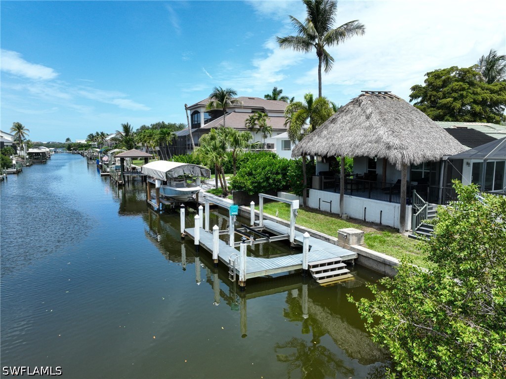Dock