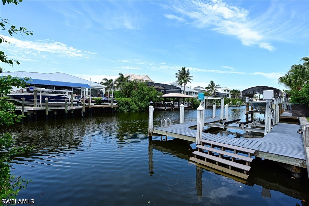 Dock
