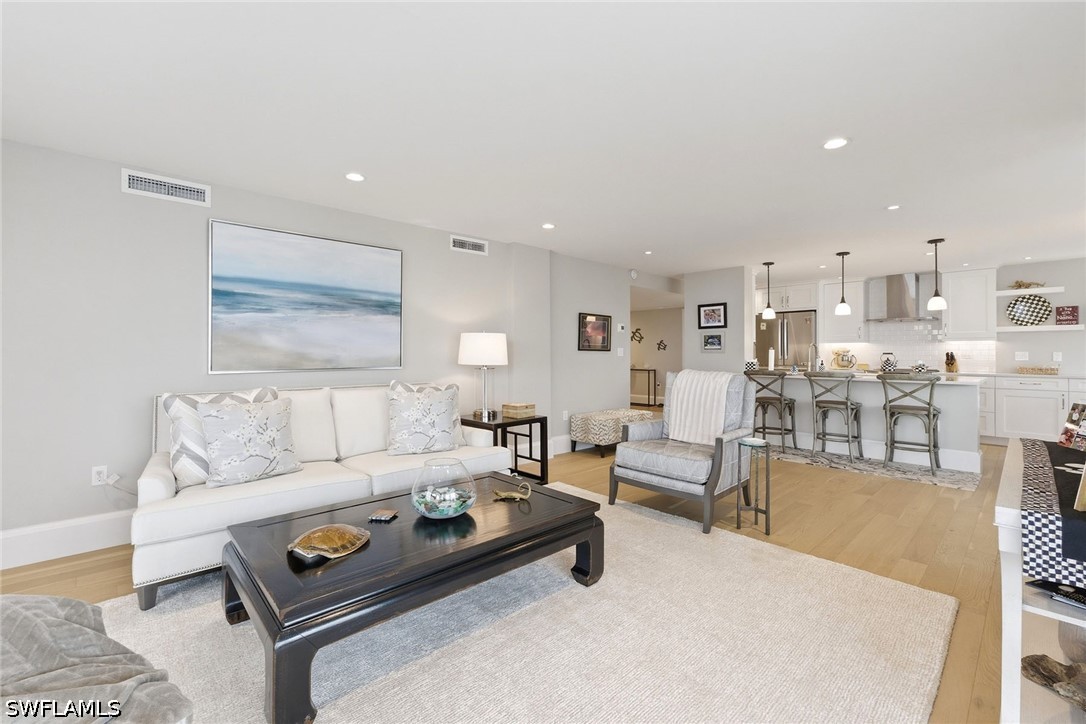 10420 Gulf Shore Unit 161, Naples, FL 34108