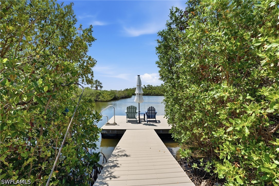 Dock