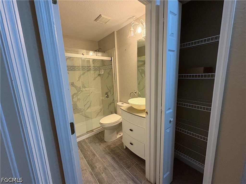 3714 17th, Cape Coral, FL 33909