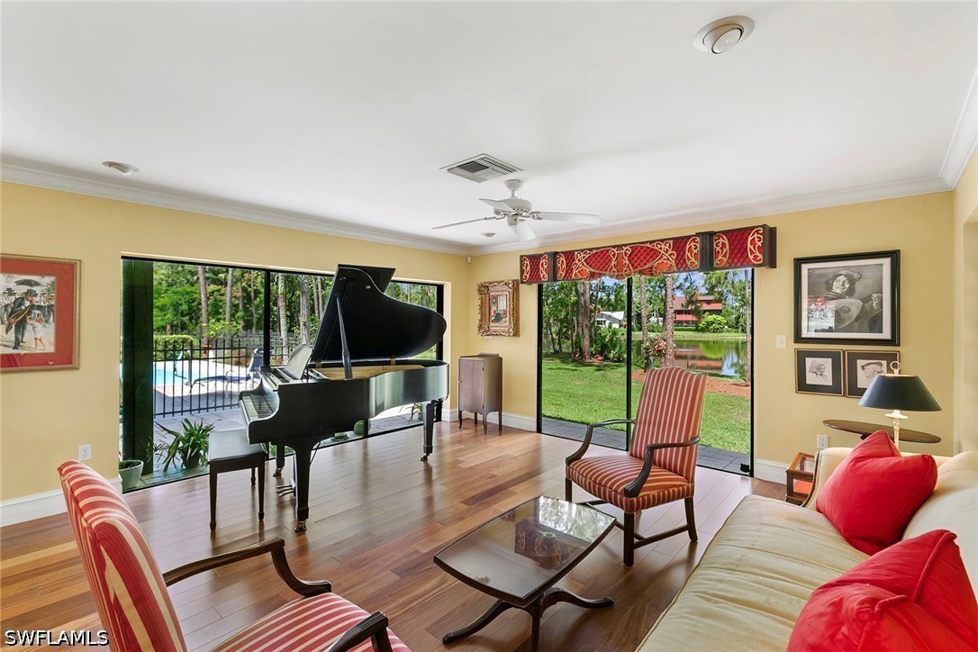 5731 Cypress Hollow, Naples, FL 34109