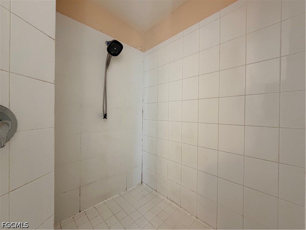 1621 14th, Cape Coral, FL 33991