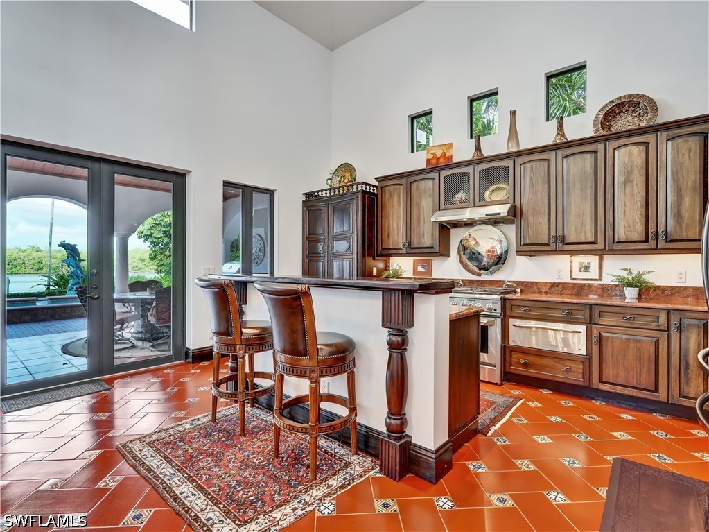 2535 Tarpon, Naples, FL 34102