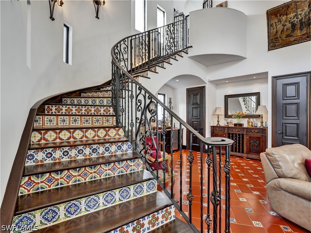 2535 Tarpon, Naples, FL 34102