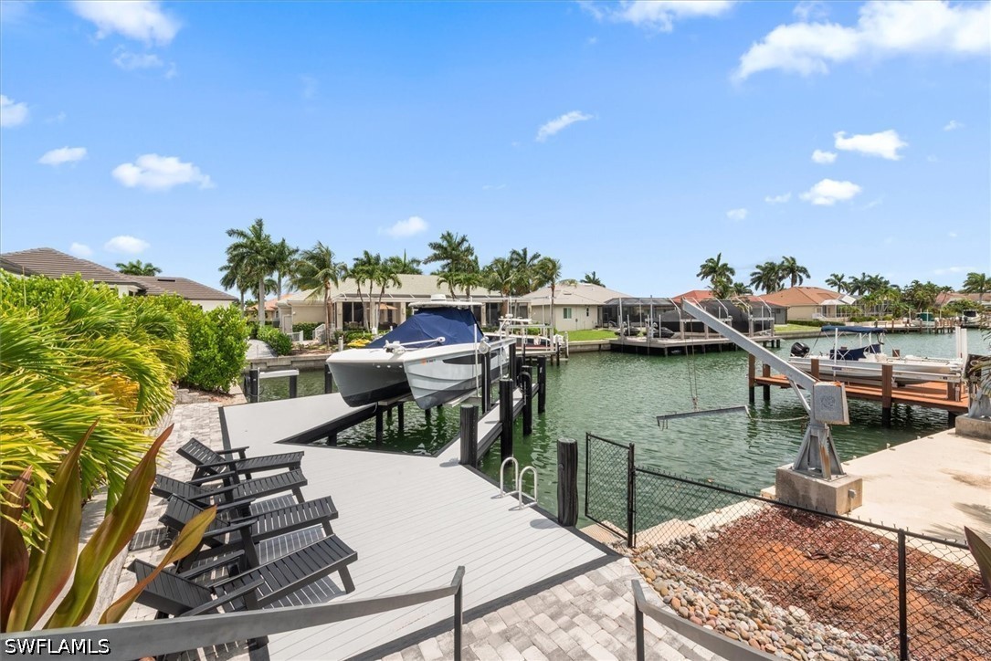 Dock