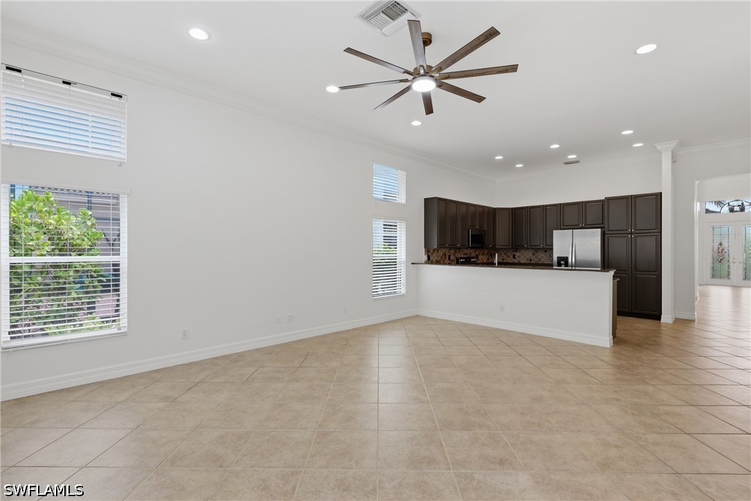 2009 Isla De Palma, Naples, FL 34119