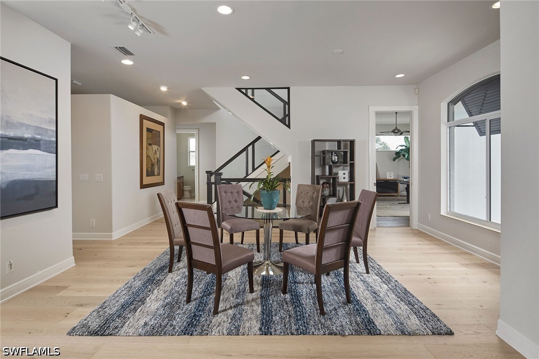 DiningArea