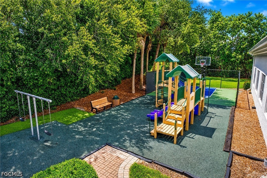 1855 Les Chateaux Unit 5-201, Naples, FL 34109