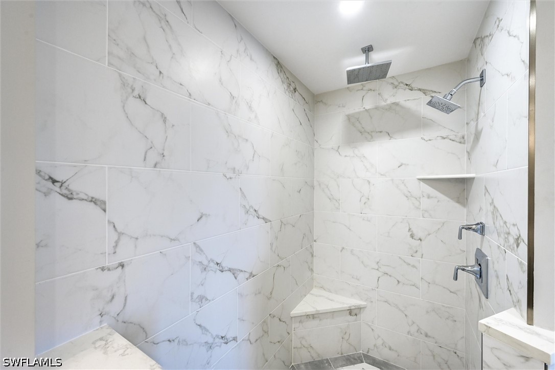 1275 Gulf Shore Unit 601 & 602, Naples, FL 34102