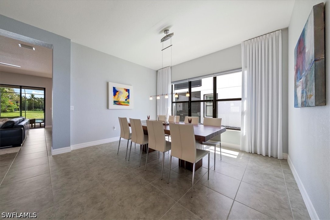 3264 Pacific, Naples, FL 34119