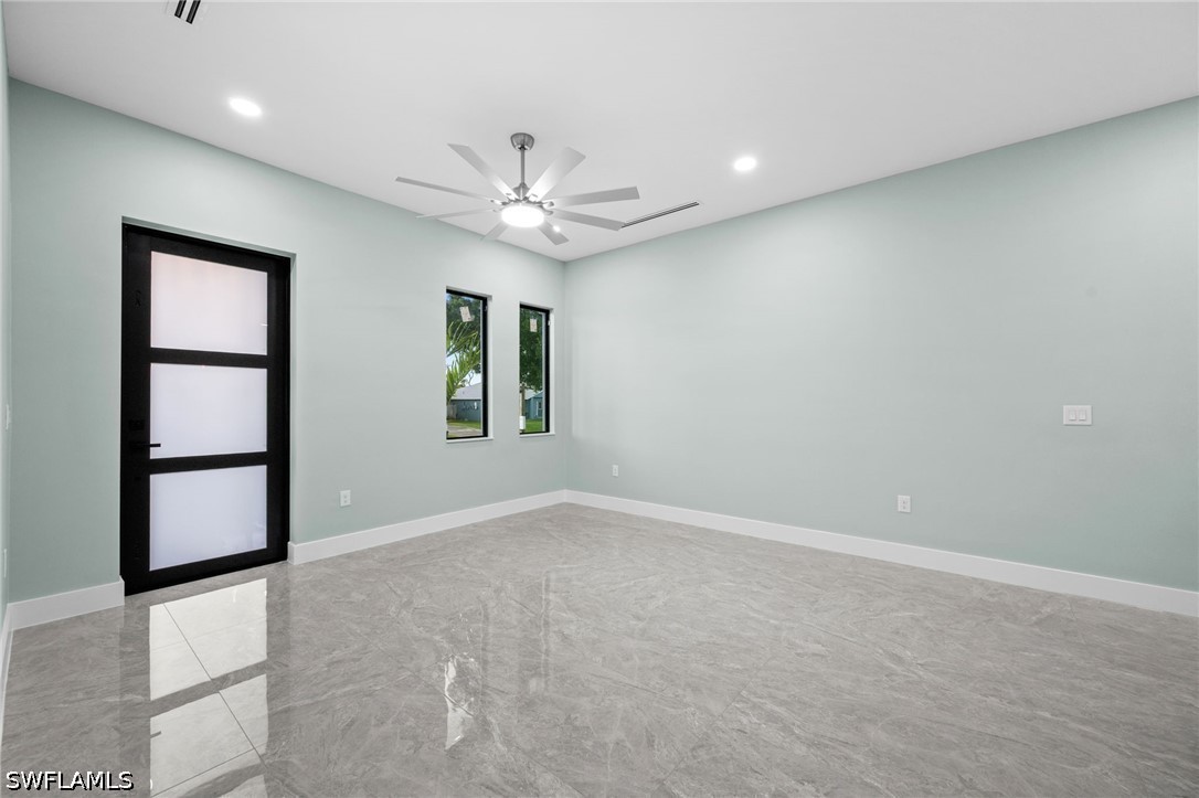 16264 Horizon, North Fort Myers, FL 33917