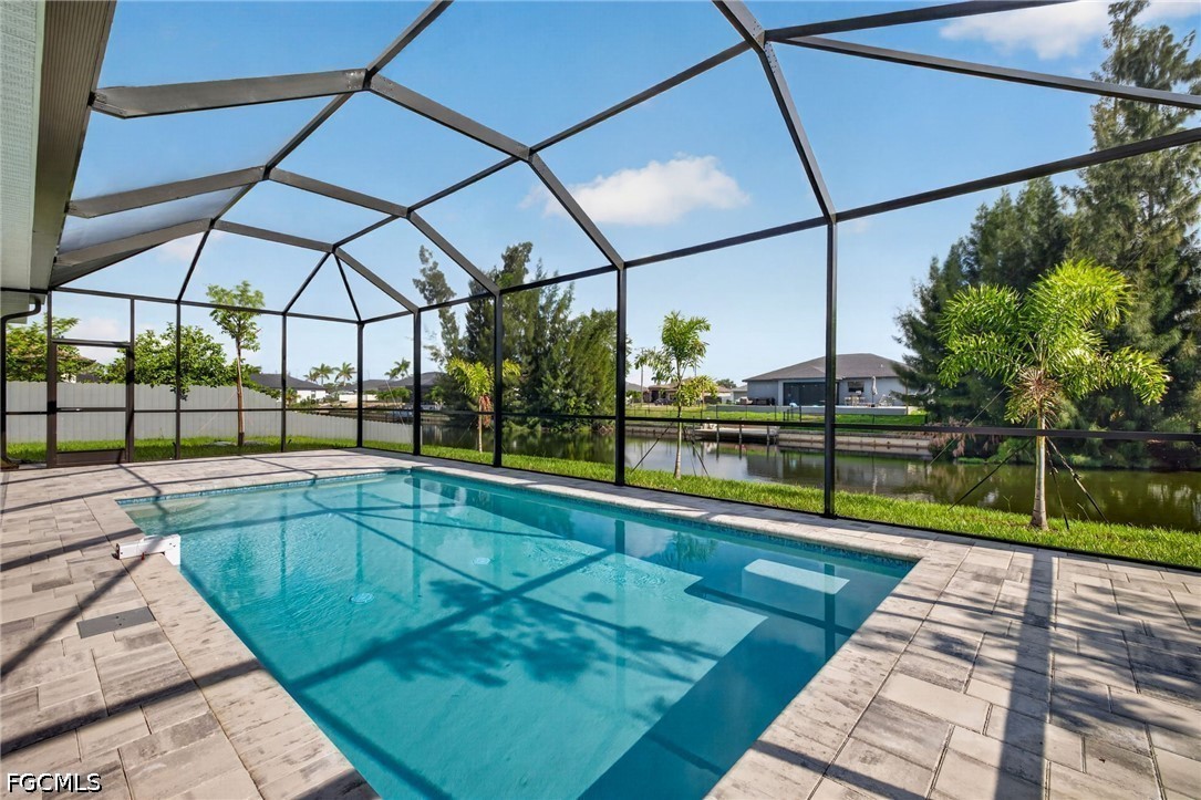 633 13th, Cape Coral, FL 33991