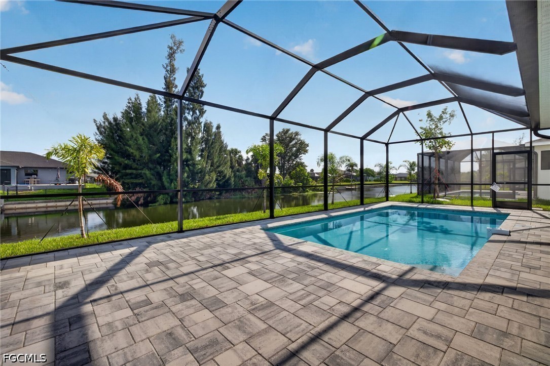 633 13th, Cape Coral, FL 33991