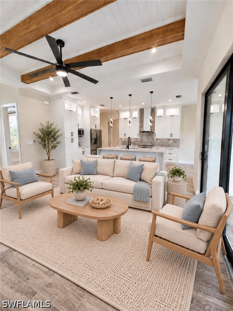 3712 18th, Naples, FL 34120