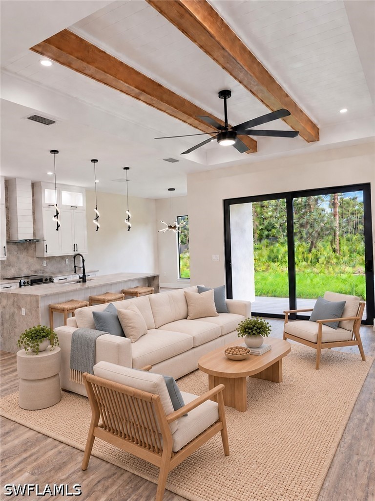 3712 18th, Naples, FL 34120