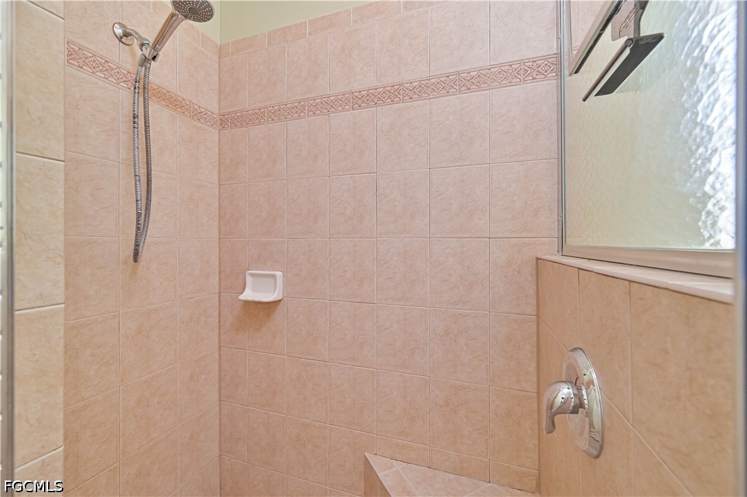 15139 Ligustrum, Alva, FL 33920