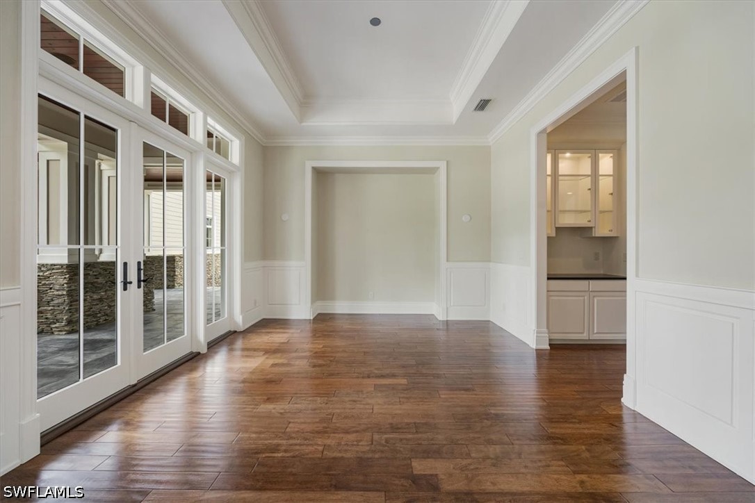 DiningRoom
