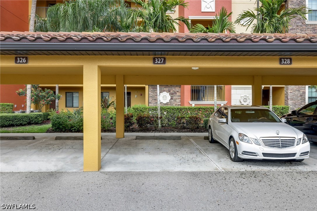 17941 Bonita National Unit 327, Bonita Springs, FL 34135
