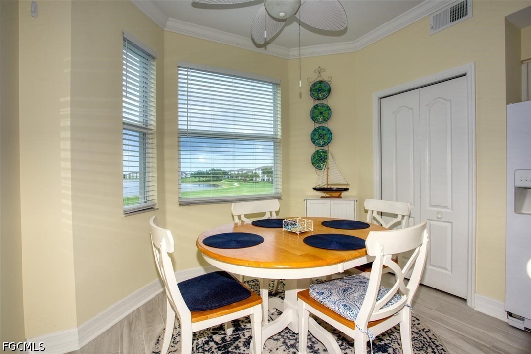 DiningArea