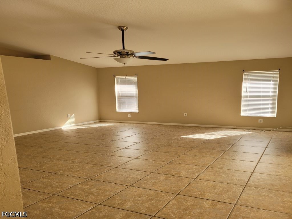 4145 9th, Cape Coral, FL 33914