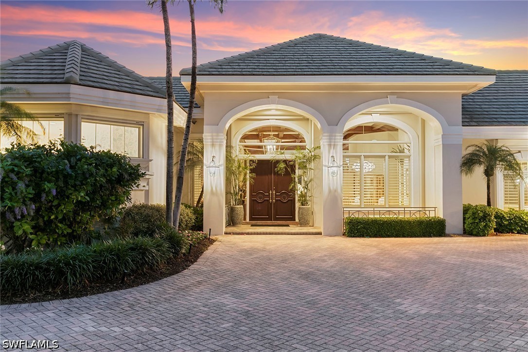6991 Greentree, Naples, FL 34108