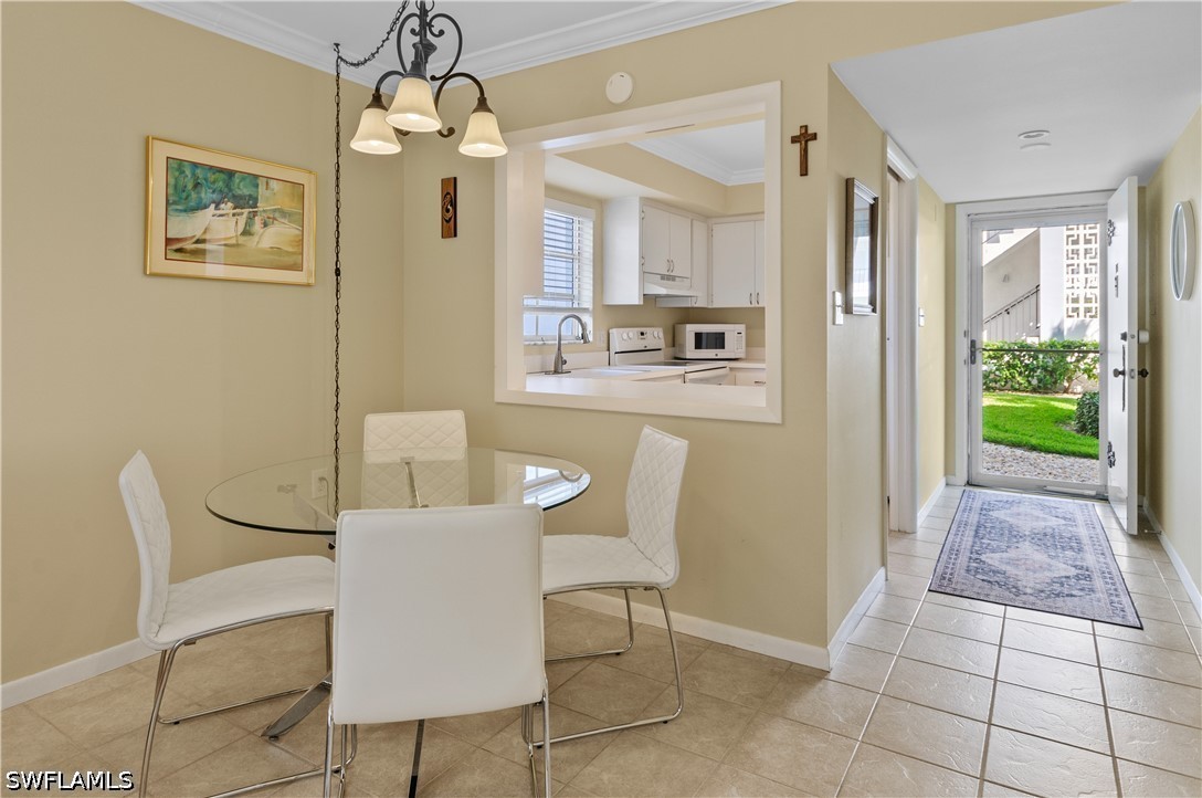 5 High Point Unit 104, Naples, FL 34103