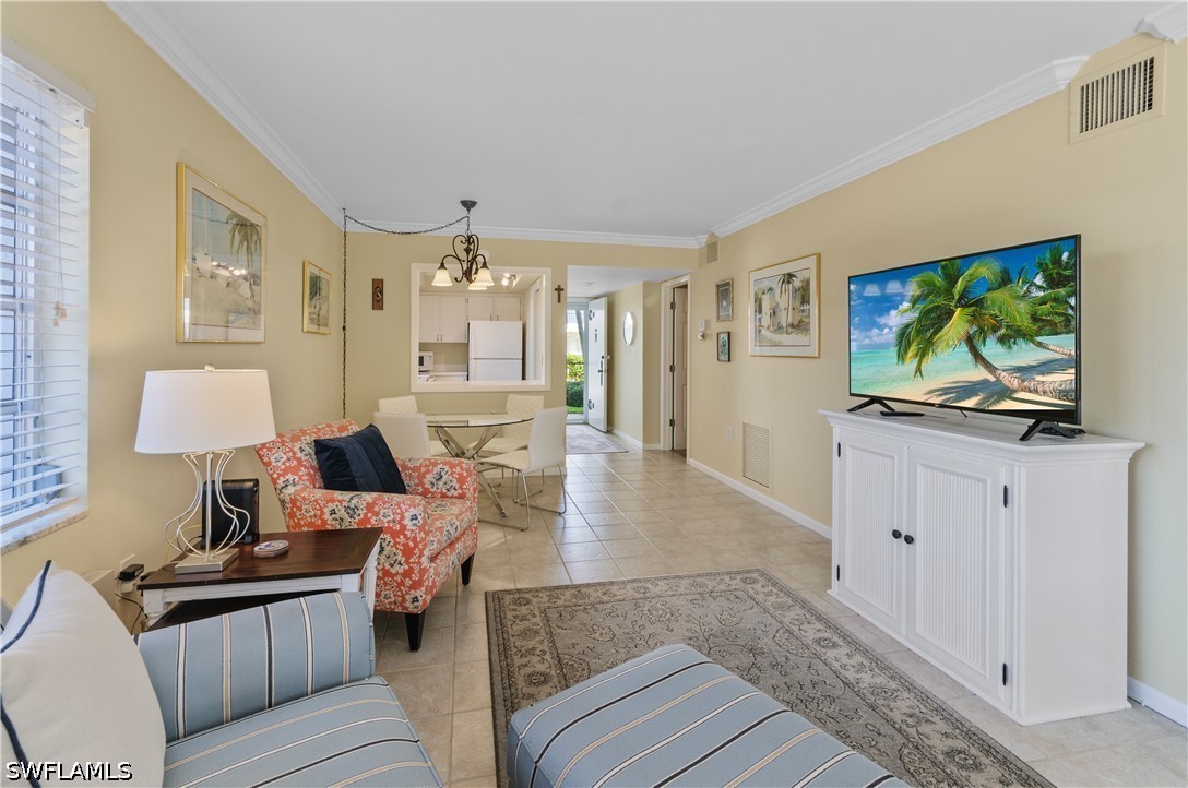 5 High Point Unit 104, Naples, FL 34103