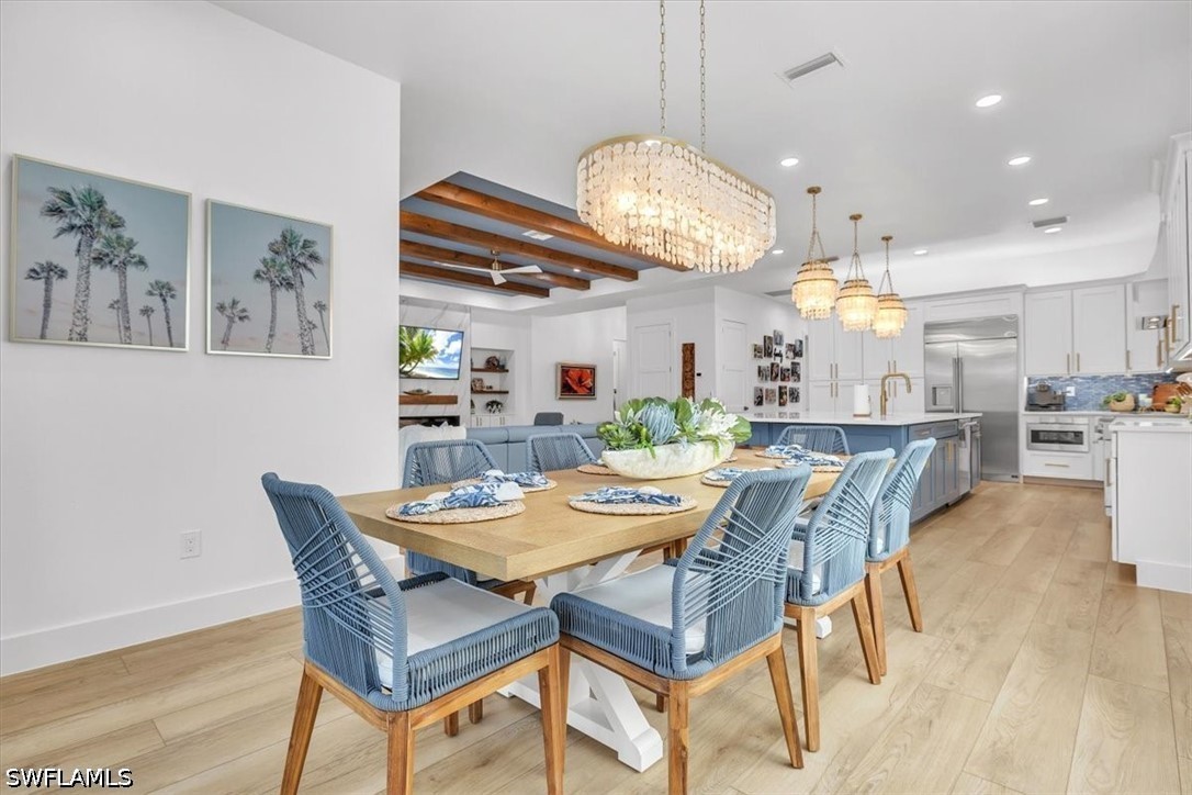 DiningArea