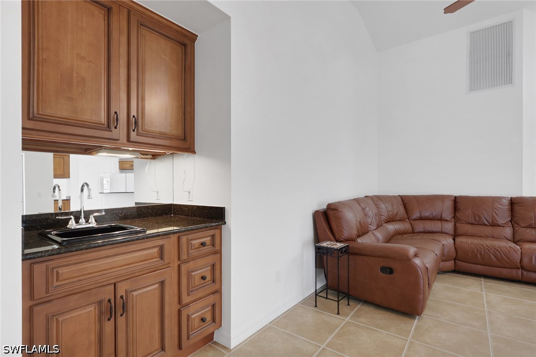 1330 11th, Naples, FL 34117
