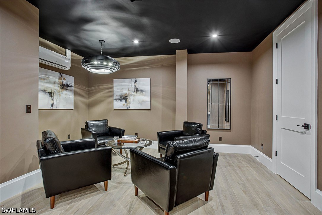 FamilyRoom