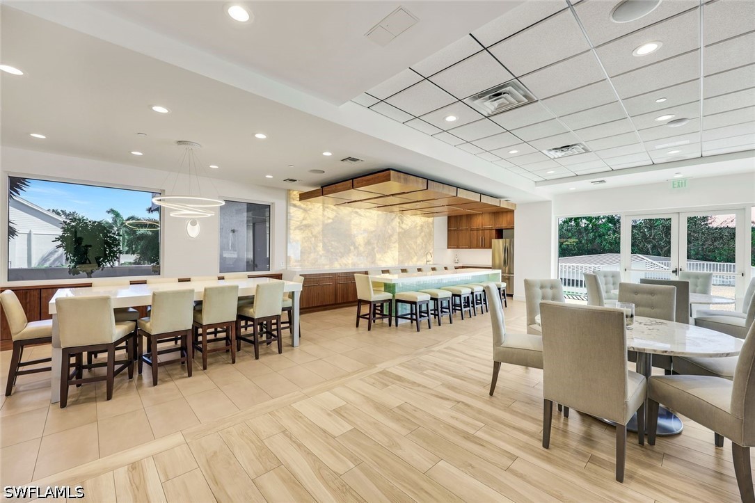DiningArea