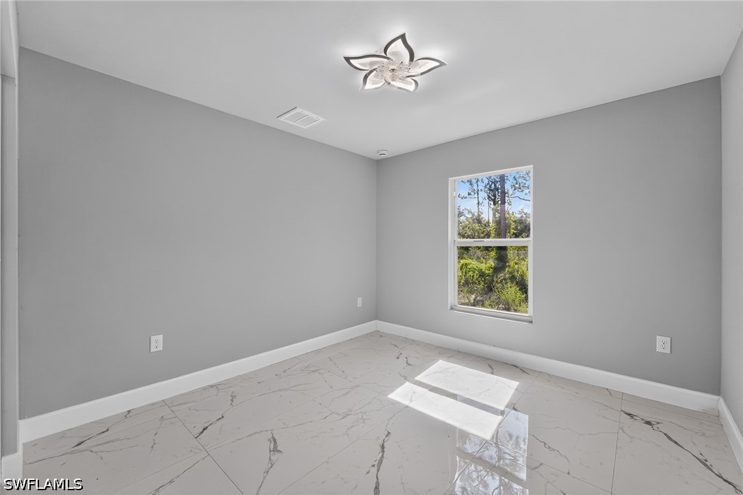 3211 43rd, Lehigh Acres, FL 33976