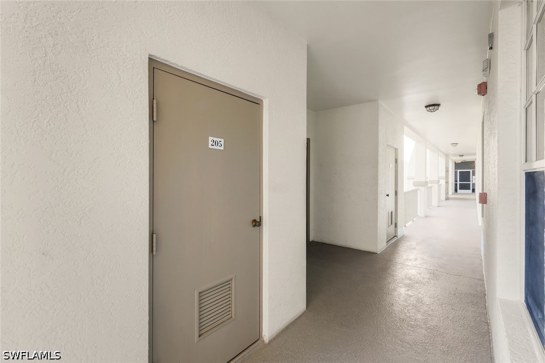 8247 Parkstone Unit 205, Naples, FL 34120