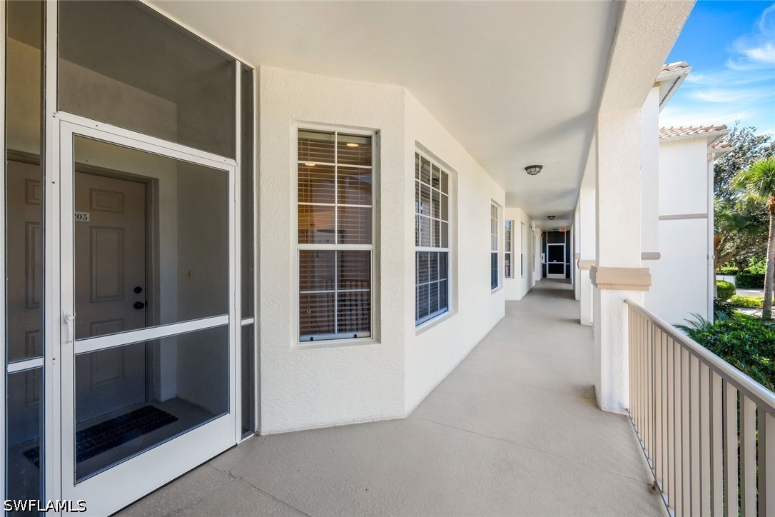8247 Parkstone Unit 205, Naples, FL 34120
