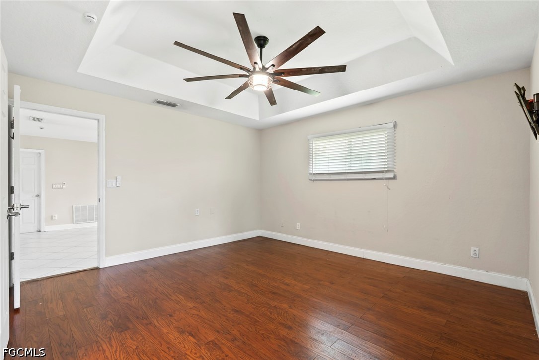 3628 Kent, Naples, FL 34112